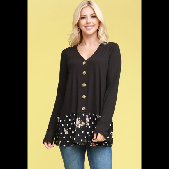 A Girl Thing Tops - 2 for $40❤️black floral polka dot top